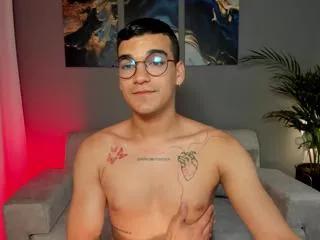 aalan_jamess on Flirt4Free 