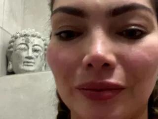 alicia_secret on Flirt4Free