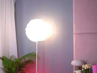 alma_luv on Flirt4Free