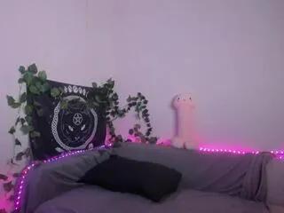 cali_reea on Flirt4Free
