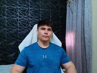 camiilo_lopez on Flirt4Free