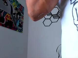 derry_adams on Flirt4Free