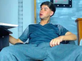 derryck on Flirt4Free