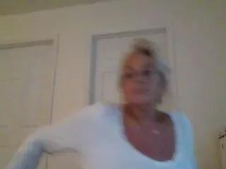 jordynn_lve on Flirt4Free