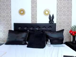 kiky_mills on Flirt4Free 