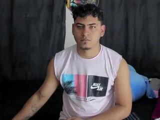 martin_ceballos on Flirt4Free