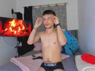 matthew_twink on Flirt4Free 