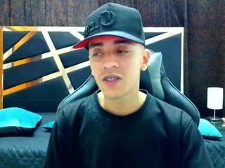 miick_johnson on Flirt4Free