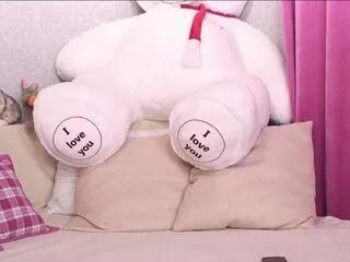 naomi_bea on Flirt4Free