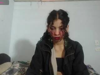 petite_ariana on Flirt4Free