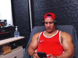 viktor_herrera on Flirt4Free