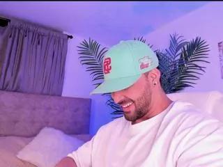 will_bening on Flirt4Free 