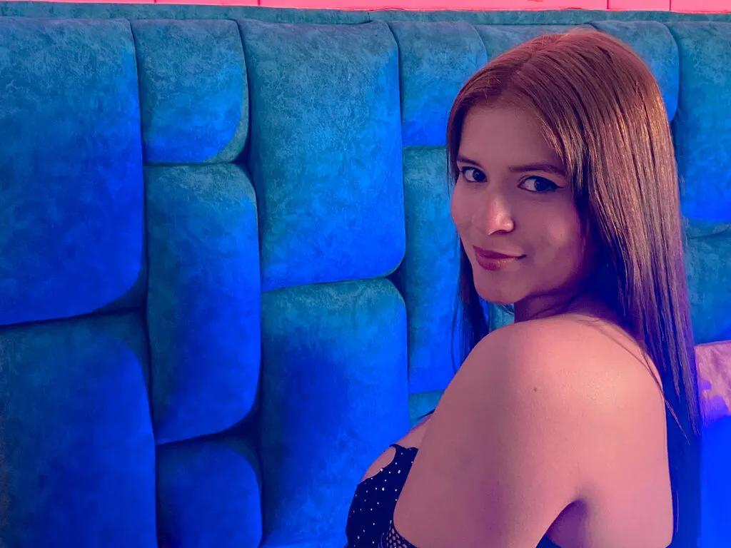 AlissoWeir on LiveJasmin