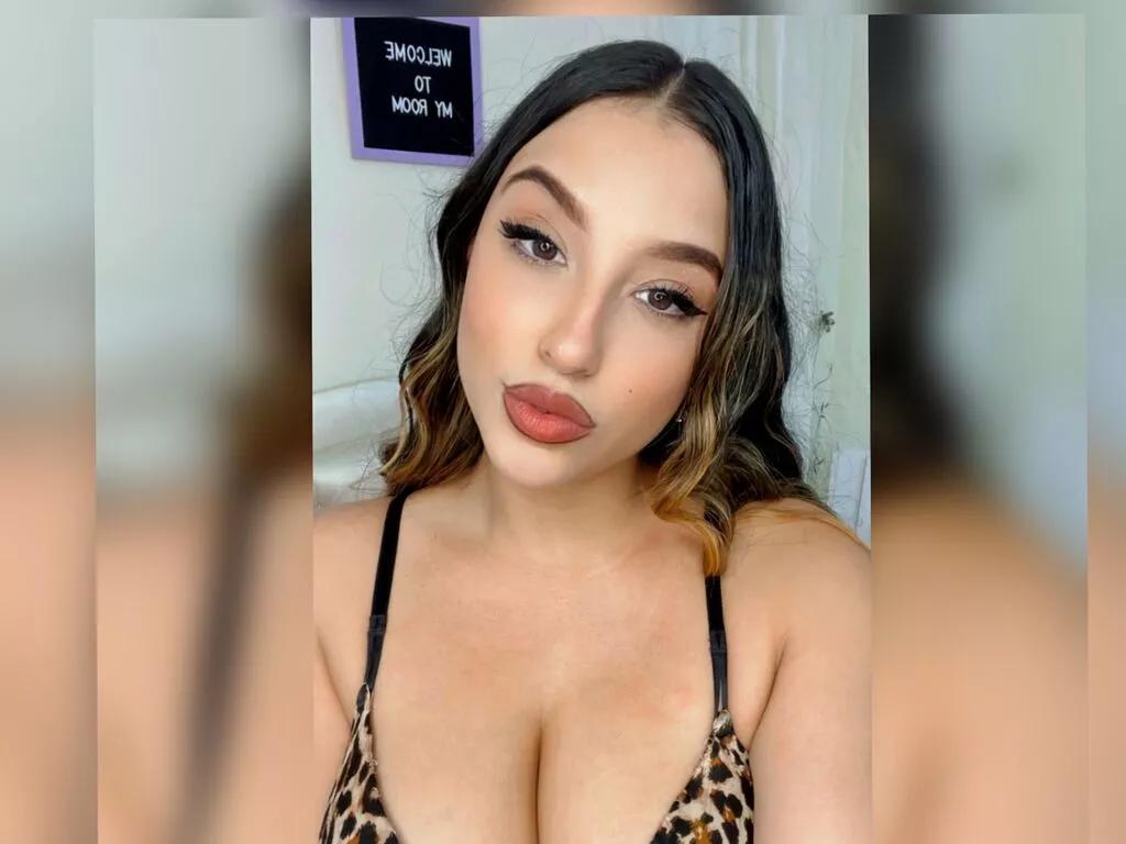 ChloeLorely on LiveJasmin