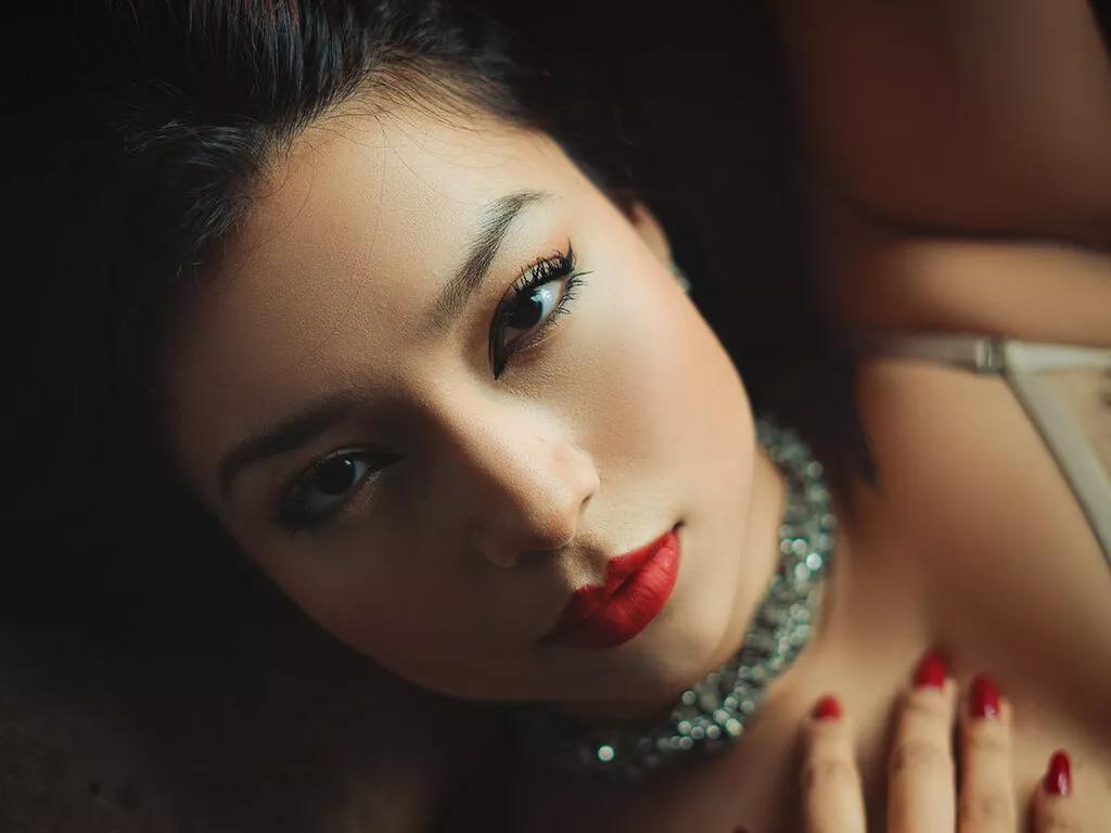 IrisRay on LiveJasmin
