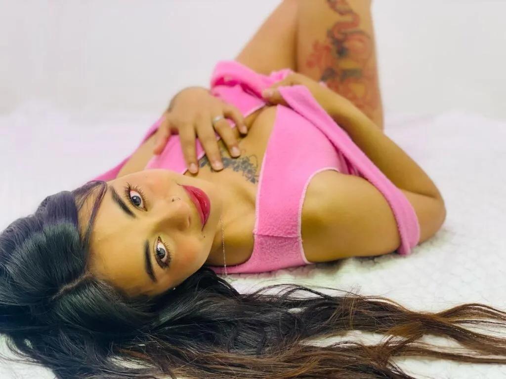 MadissonVioleta on LiveJasmin