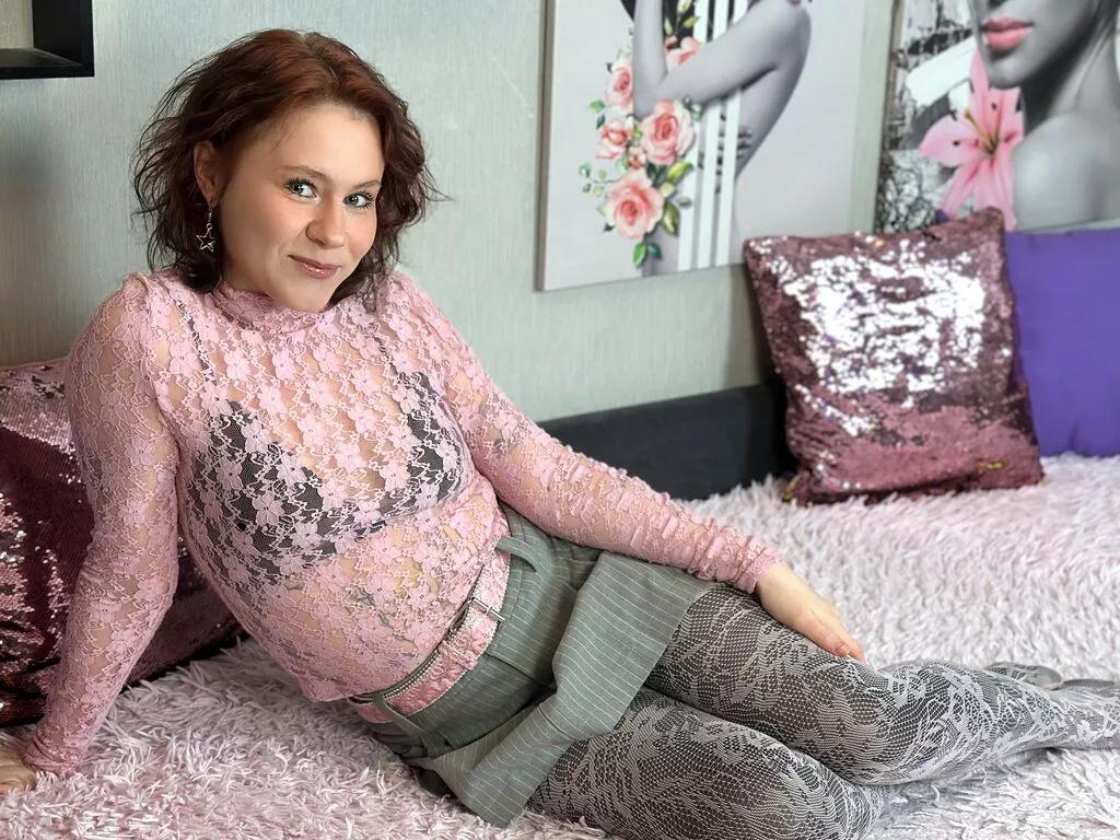 MiaReys on LiveJasmin