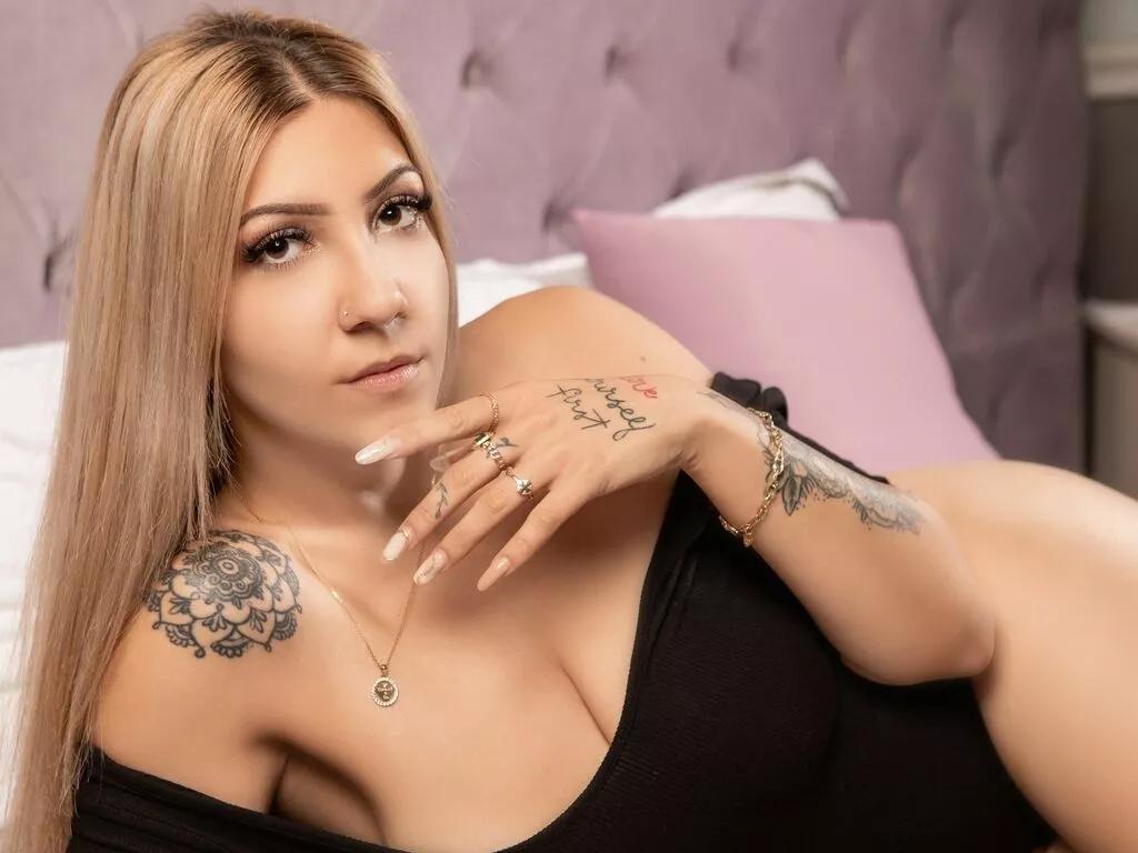 MiaRosey on LiveJasmin
