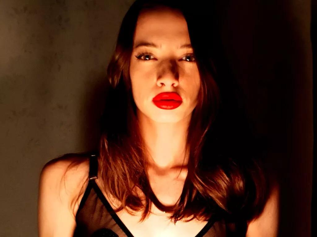 MillaMoore on LiveJasmin