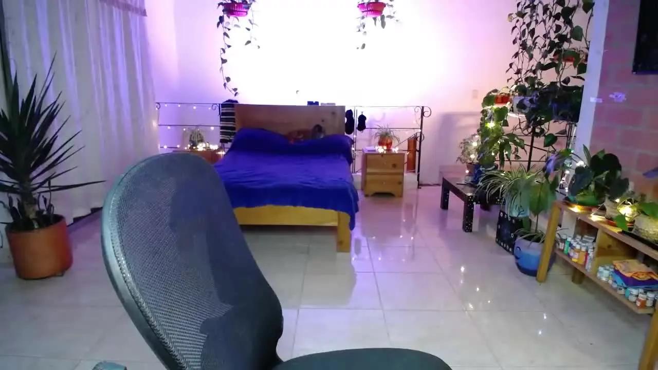 FairyNia on Streamray