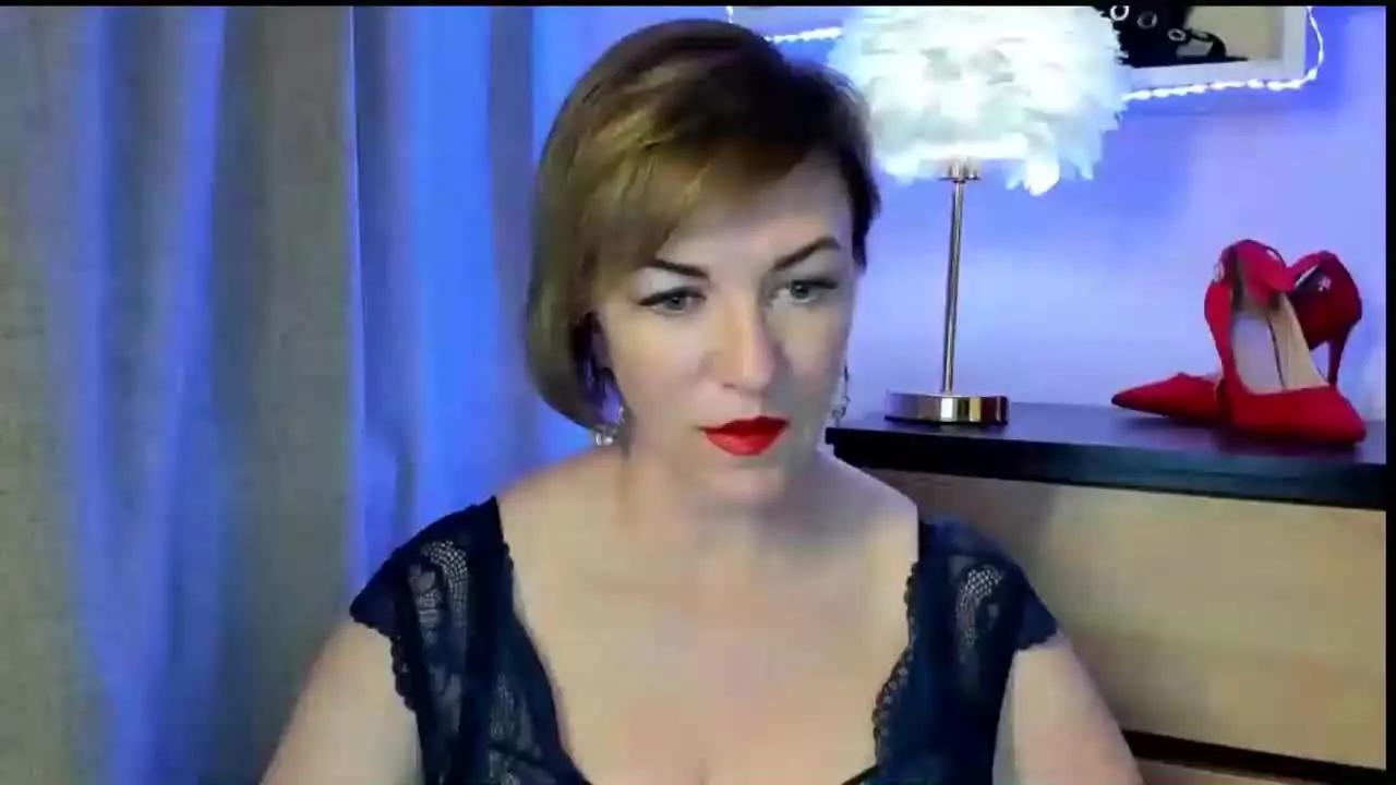 feliziaGLAM on Streamray