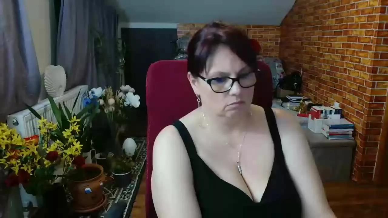 hellen37 on Streamray 