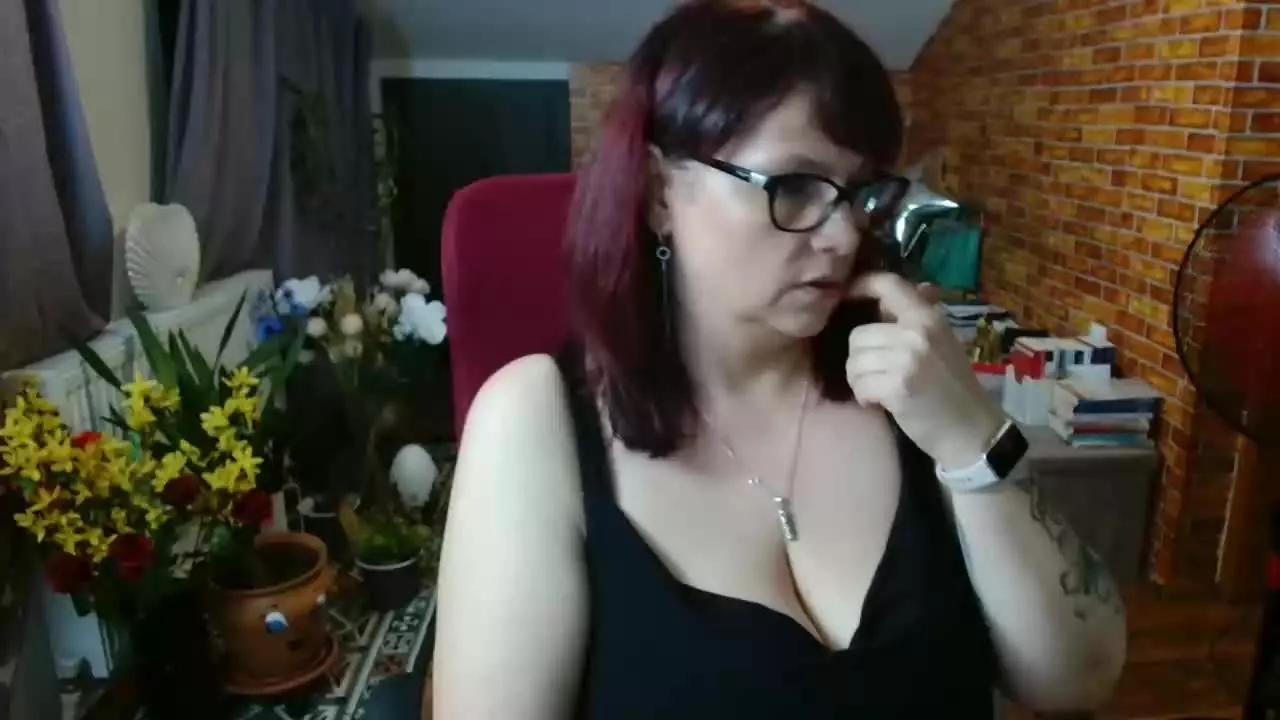 hellen37 on Streamray 