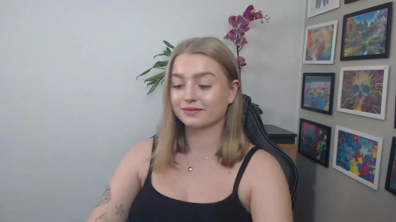 littleERICA on Streamray 