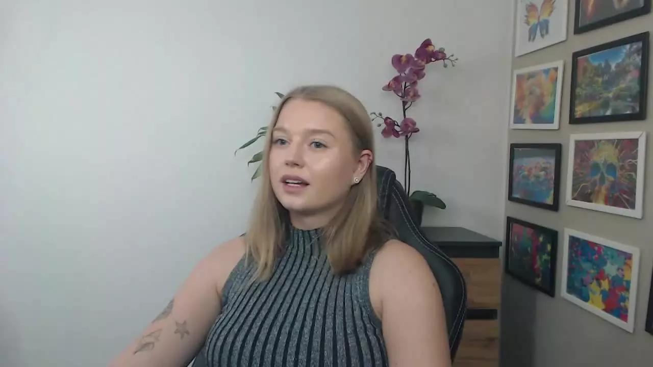 littleERICA on Streamray 