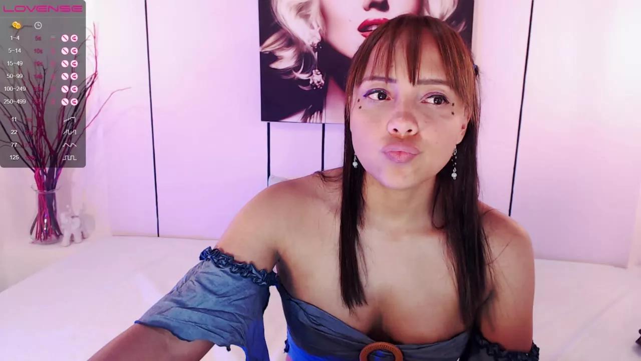 mollylogan01 on Streamray 