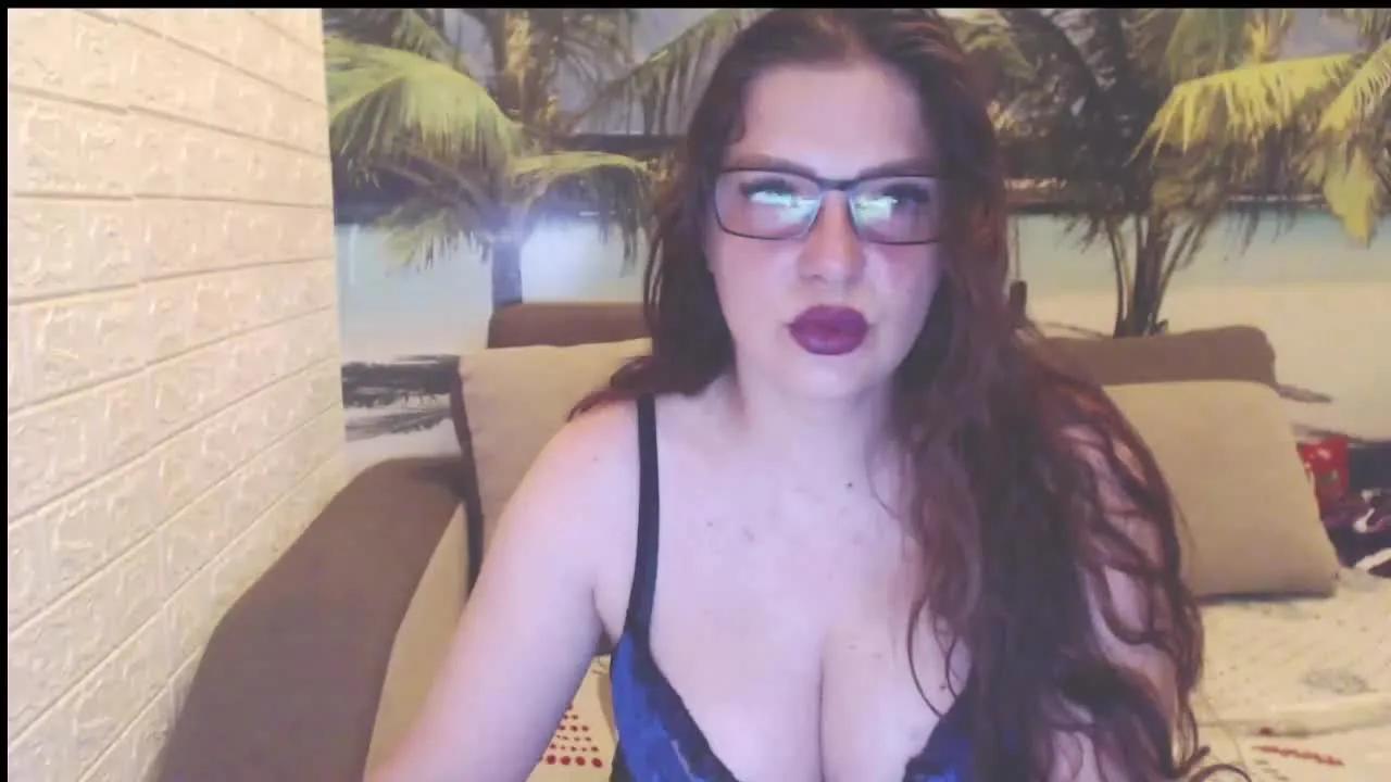 Queen_Natasha on Streamray 