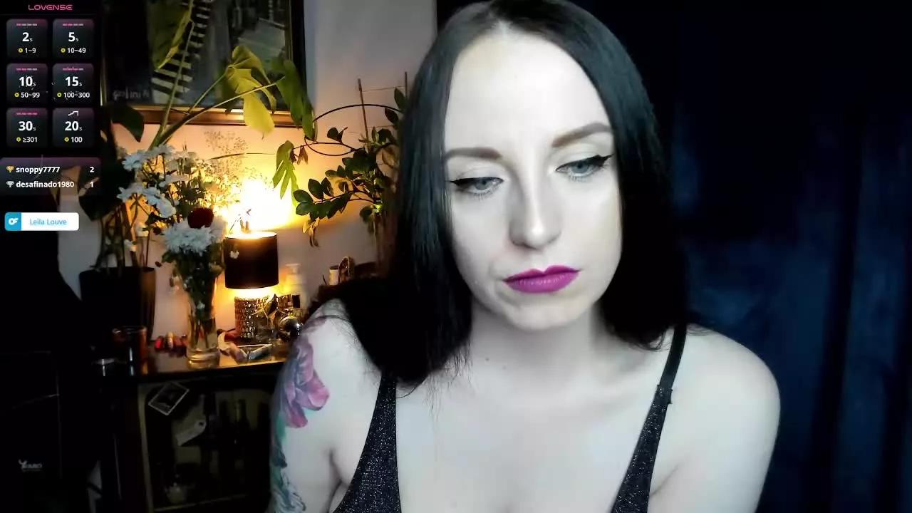 queenLeila on Streamray 