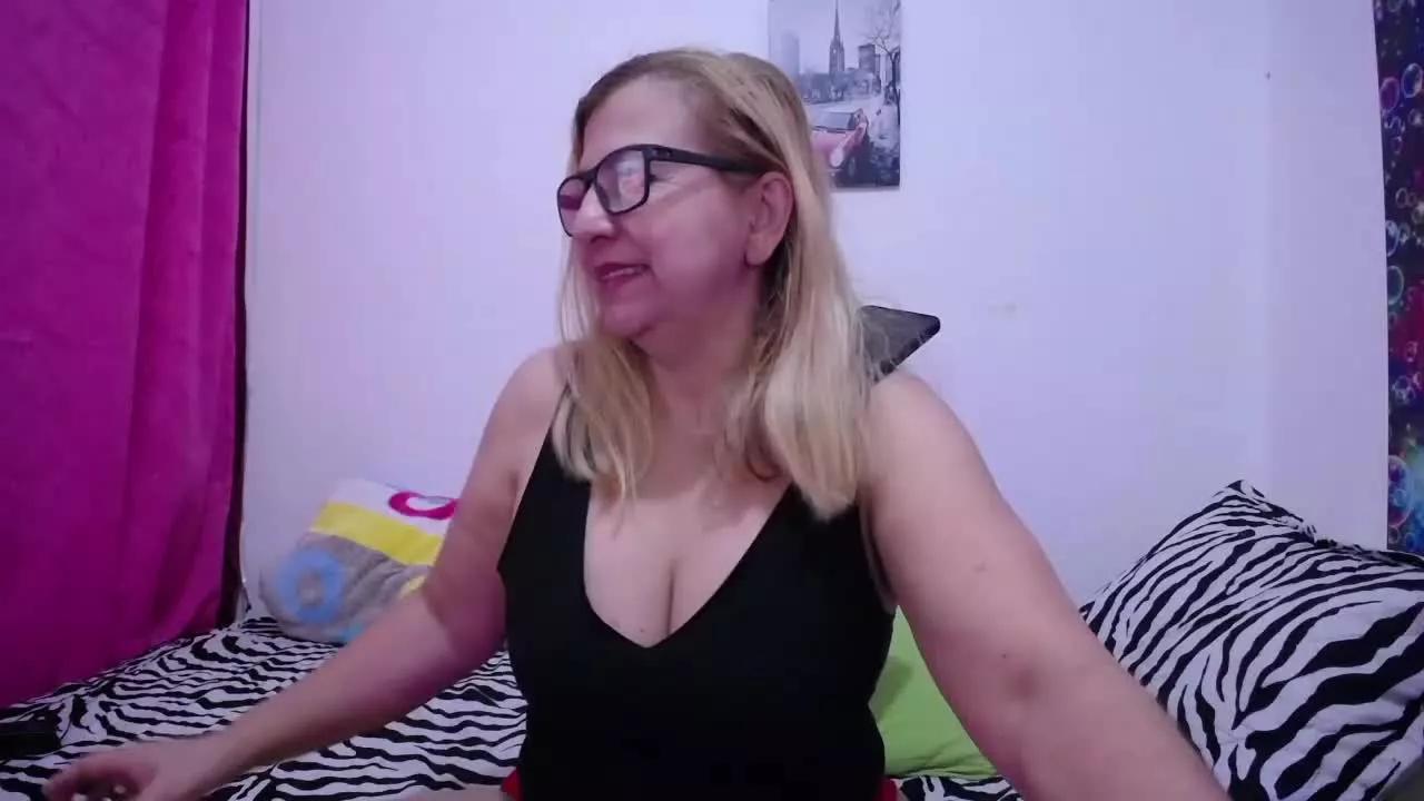 razzisweet on Streamray 