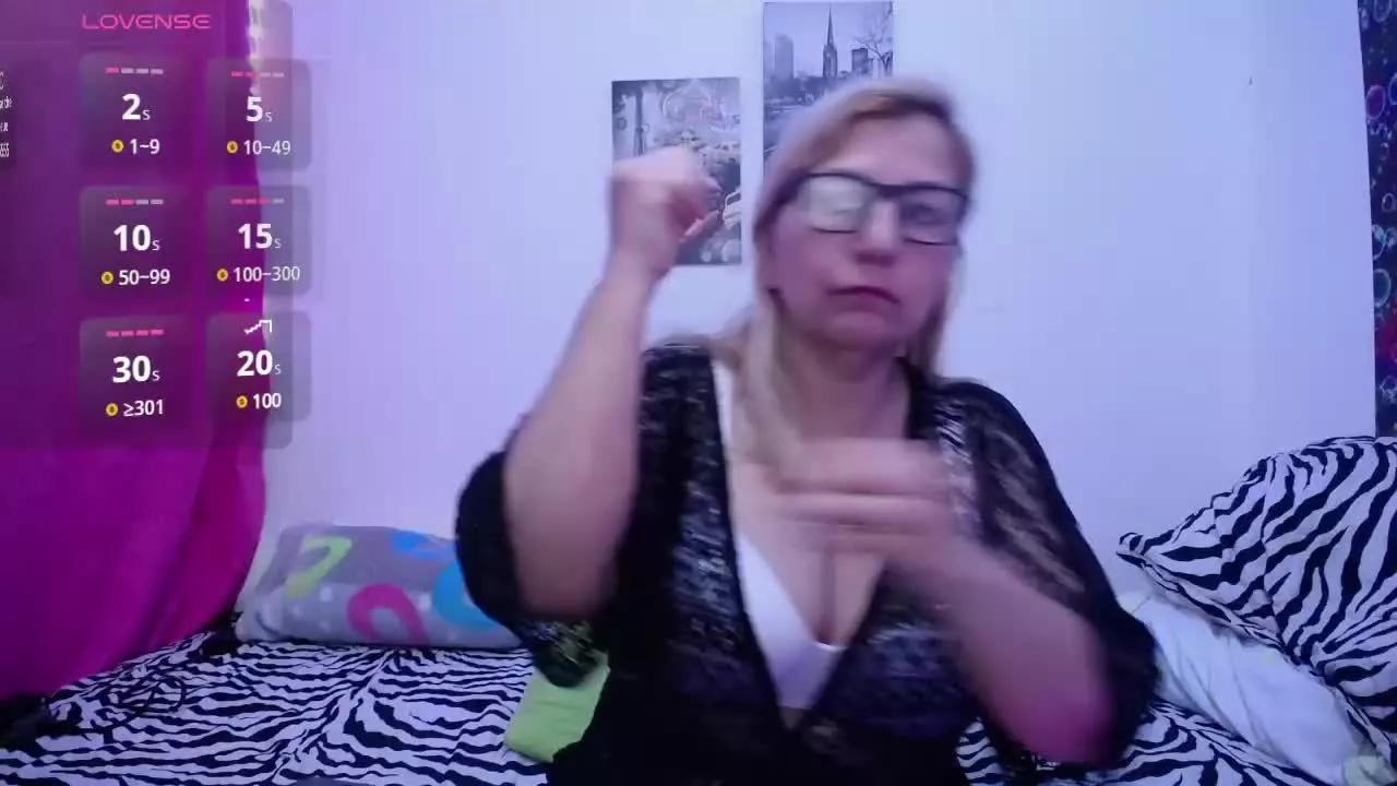 razzisweet on Streamray 