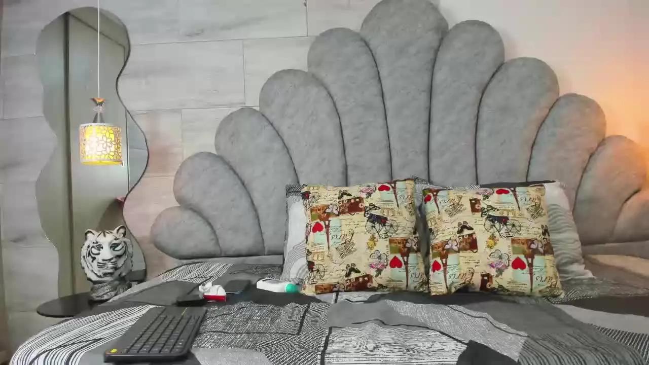 rebeca_lee on Streamray