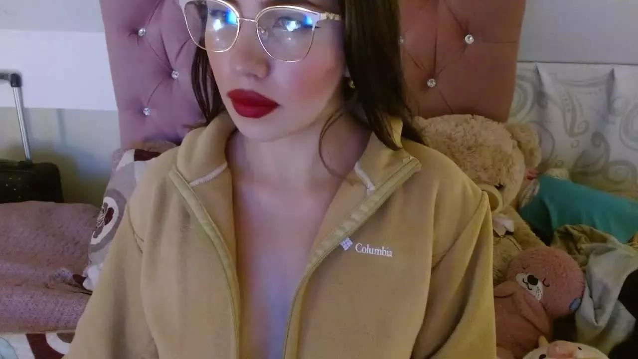 SarayRoussel on Streamray 