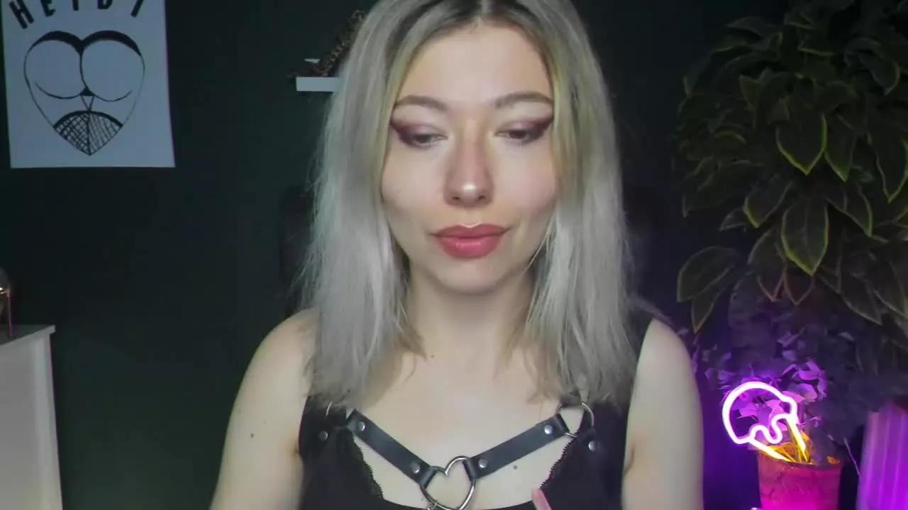 tasty_Heidi on Streamray 