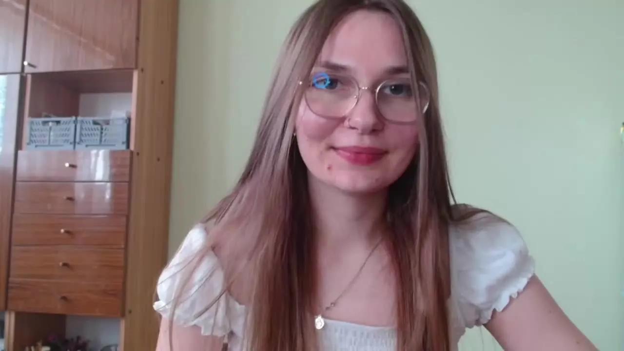 tastyELLYY on Streamray