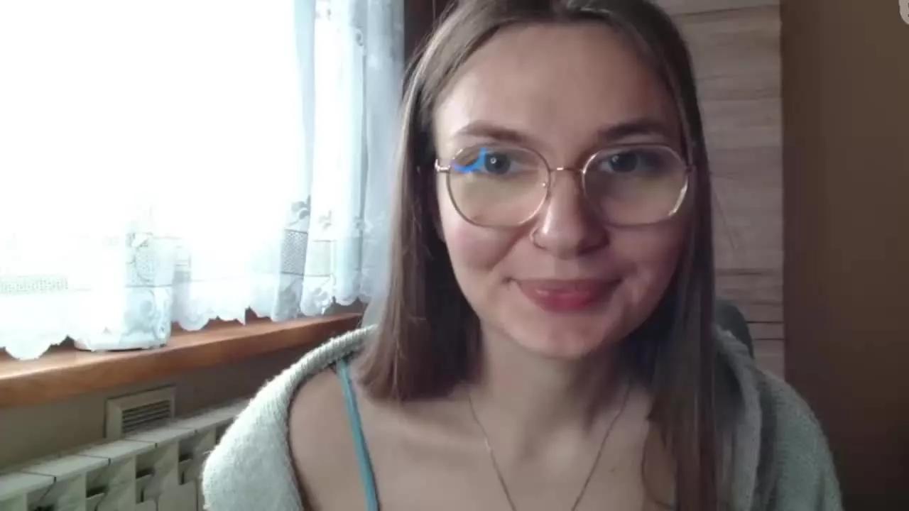 tastyELLYY on Streamray 