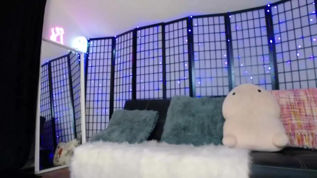 vevelicious on Streamray 
