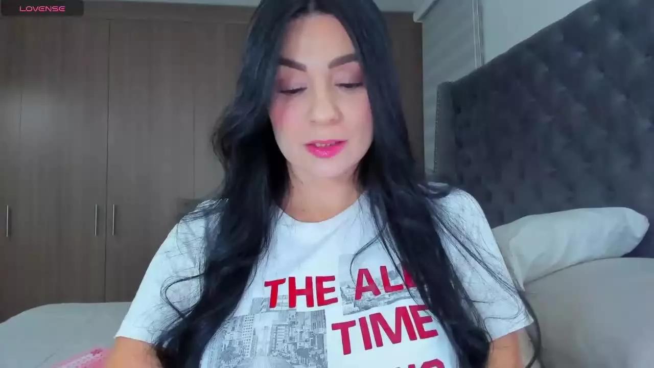 ZaraSexxy on Streamray 