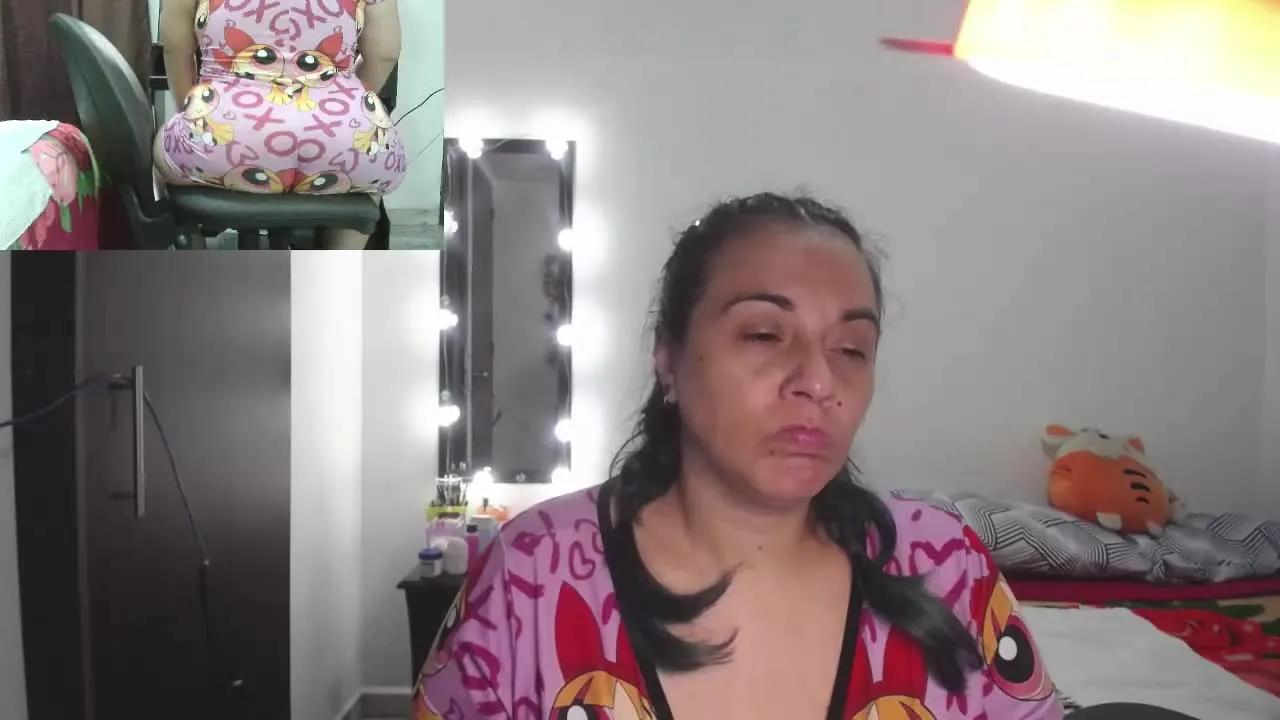 zoe_hot on Streamray