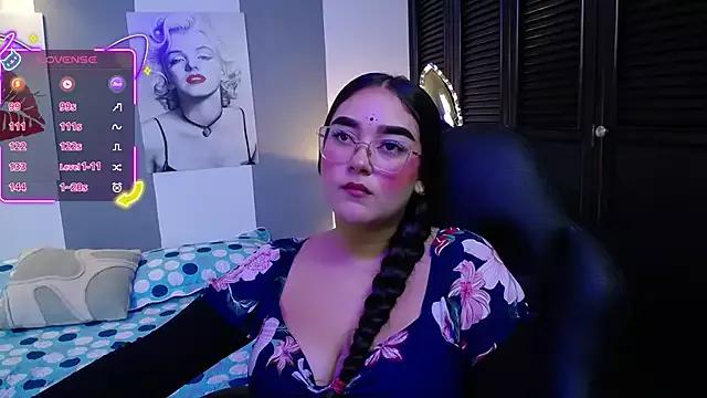analishalimar on StripChat 