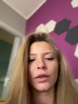 AnastasiaAniess on StripChat