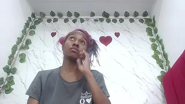 avaleri_cherry on StripChat 