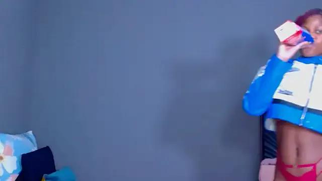 BarbieDoll21 on StripChat 
