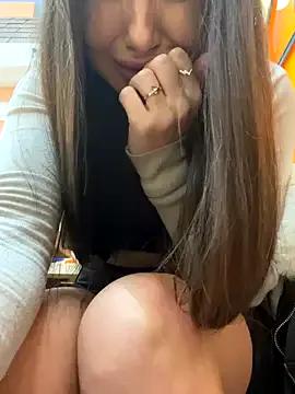 beautydiamond — Flash tits in publicc