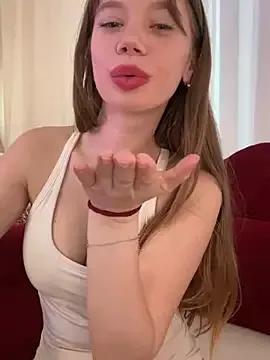 Bella_Suns on StripChat 
