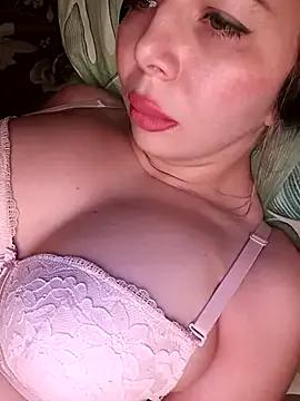 BunnyFoxy777 on StripChat 