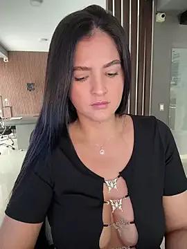 Carolina_Novoa — Free tits in the office 